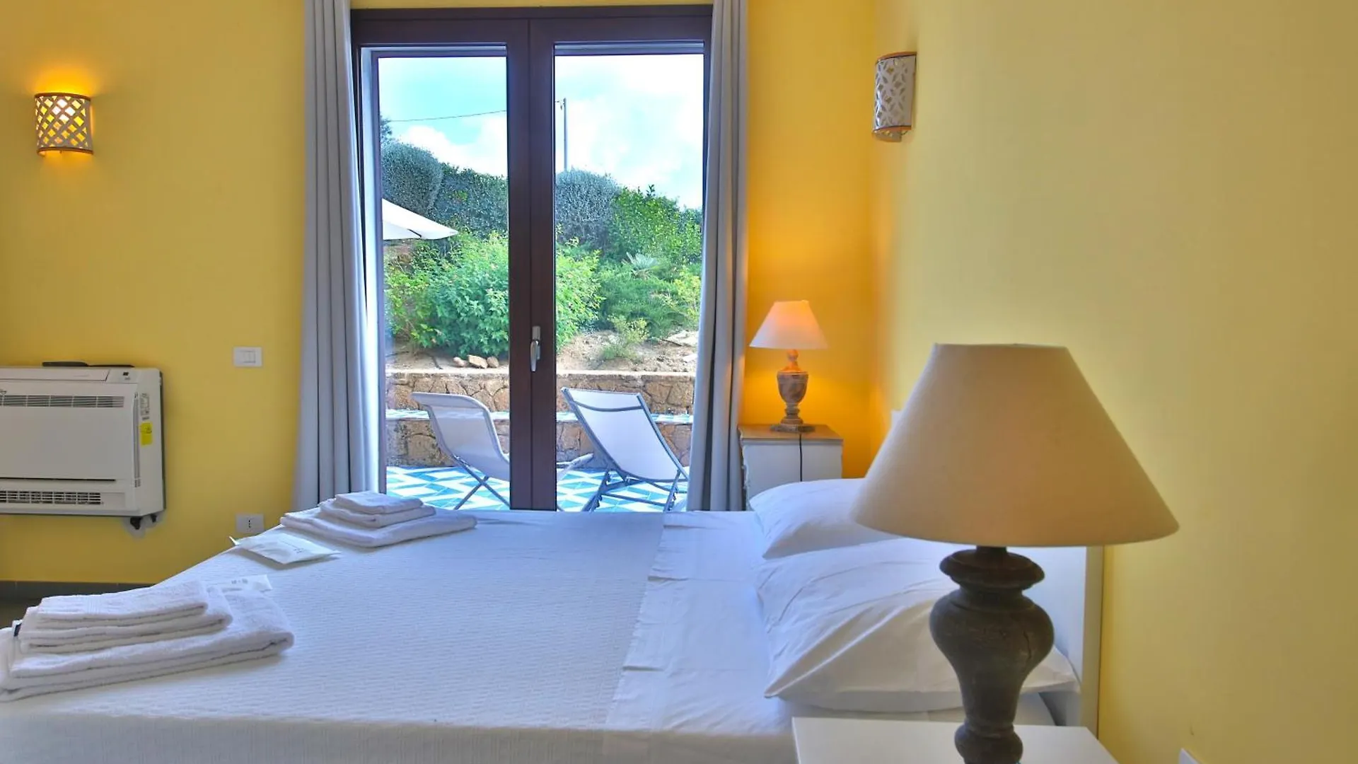 Apartment Villa I Giardini Di Limoni By Klabhouse Sciacca